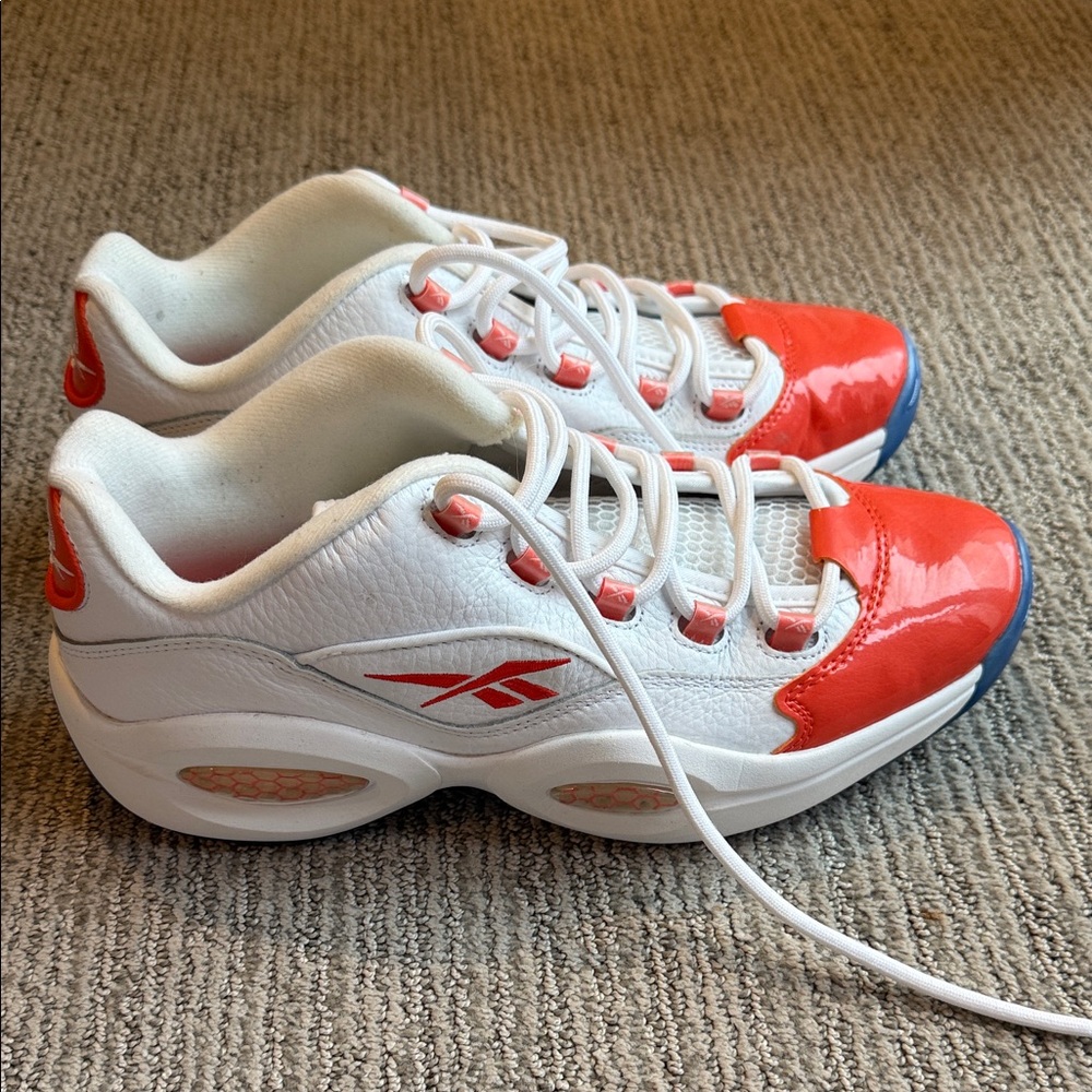 Men’s Reebok sneakers